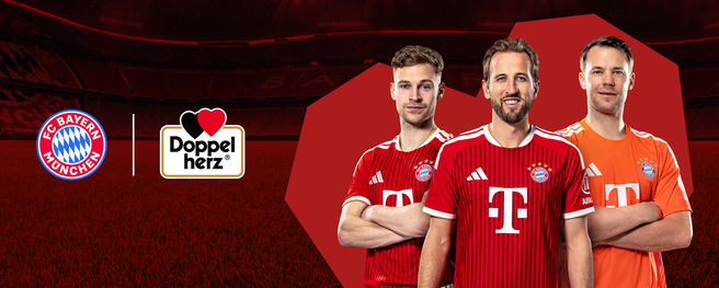 Three male football players stand in a stadium, wearing Bayern Munich jerseys in red and orange. The team logo is visible, along with the Doppelherz brand logo. The background features a blurred stadium atmosphere, creating a dynamic sports-themed visual.